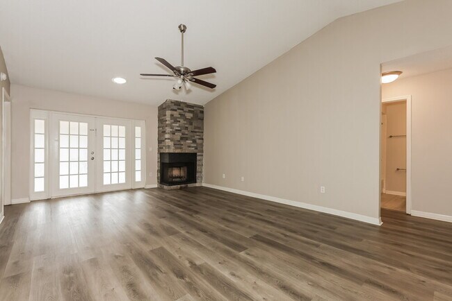 Building Photo - 1512 Blueteal Dr