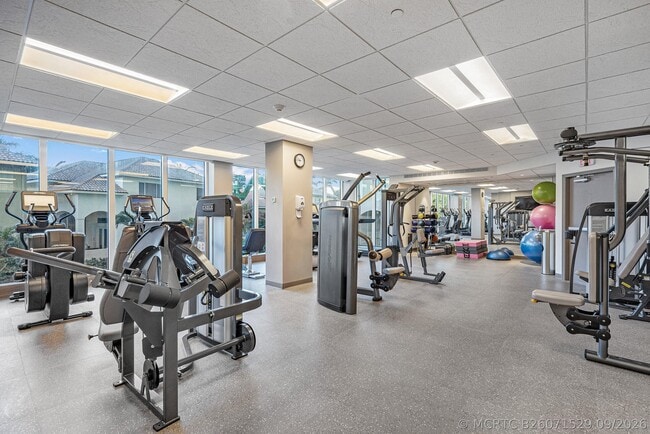 Building Photo - 3720 S Ocean Blvd