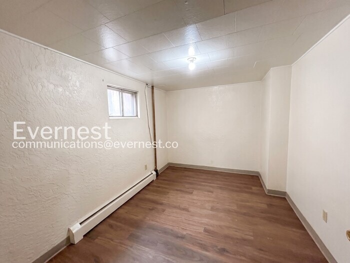 Building Photo - 2205 N Royer St