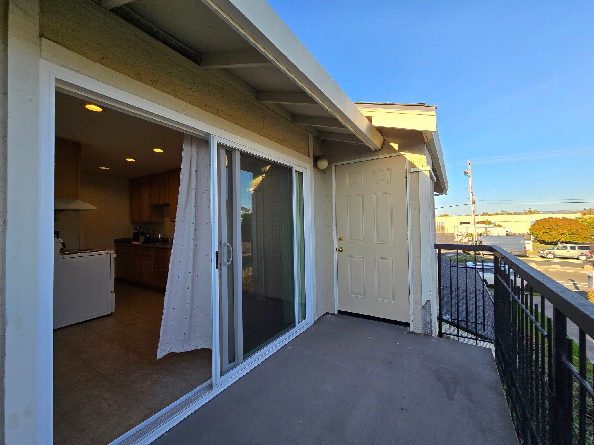 Building Photo - 14583 Doolittle Dr