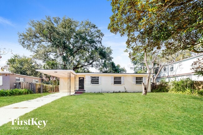 Building Photo - 2706 Lorna Rd