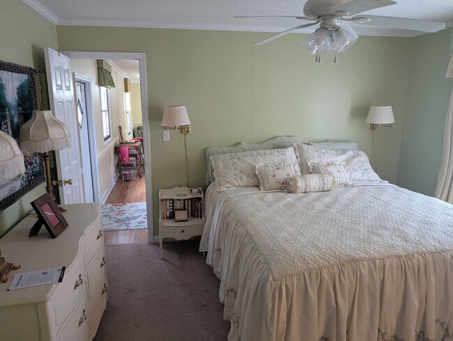 Building Photo - 1019 Riser Rd