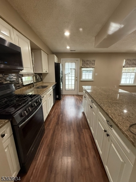 Building Photo - 88 Sapphire Ln