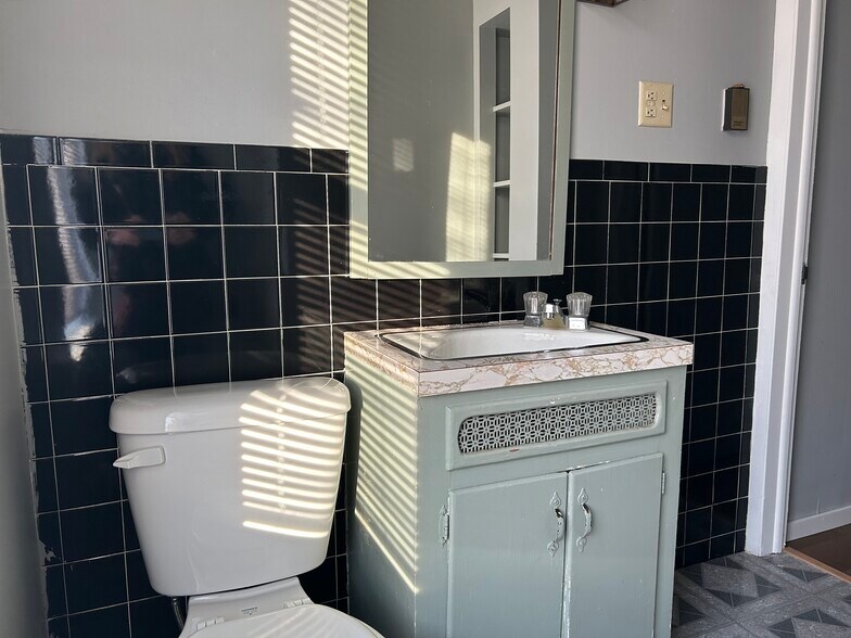 Half bath - 211 E Water St