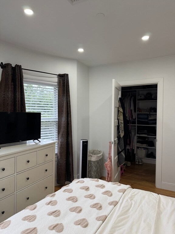 Building Photo - 34 Buswell Park