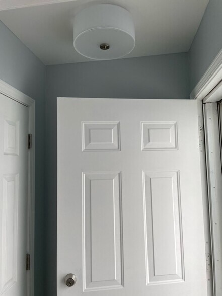 Building Photo - 22799 Floral St