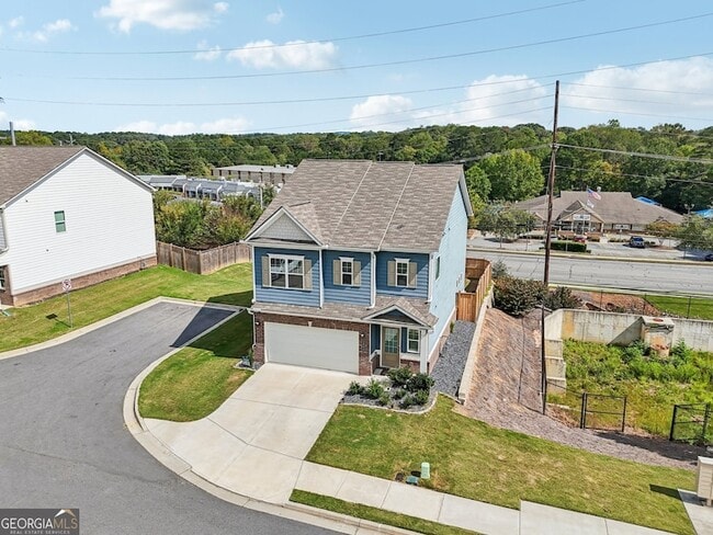 Building Photo - 3890 Clarington Dr