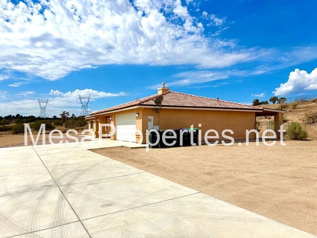 Building Photo - 11155 Phelan Rd