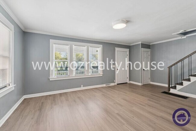 Building Photo - 1624 Macomber St