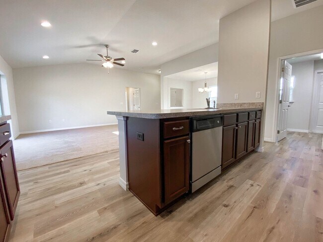 Building Photo - 13377 SW 86th Ave