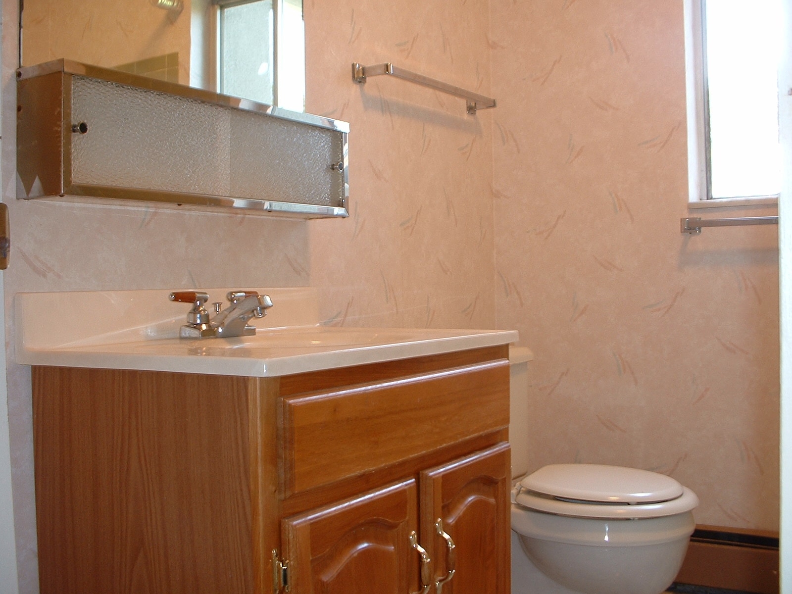 Building Photo - 749 S Millvale Ave