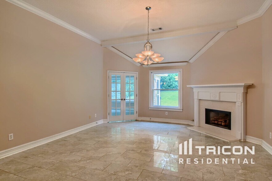 Building Photo - 105 Arbor Cove Way