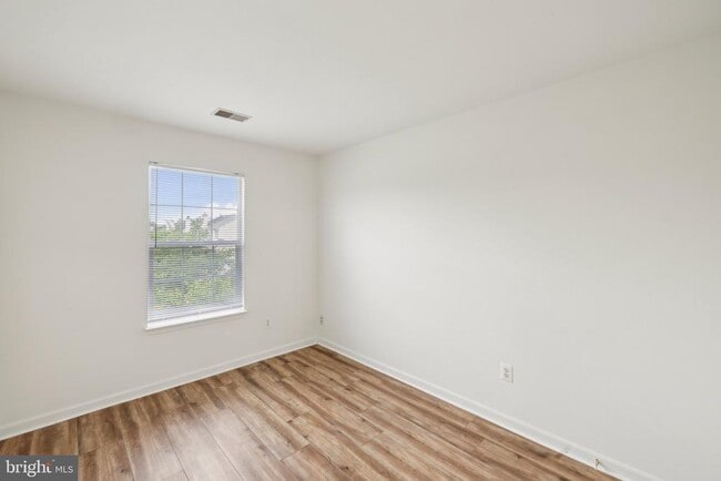 Building Photo - 8233 Ramseur Pl