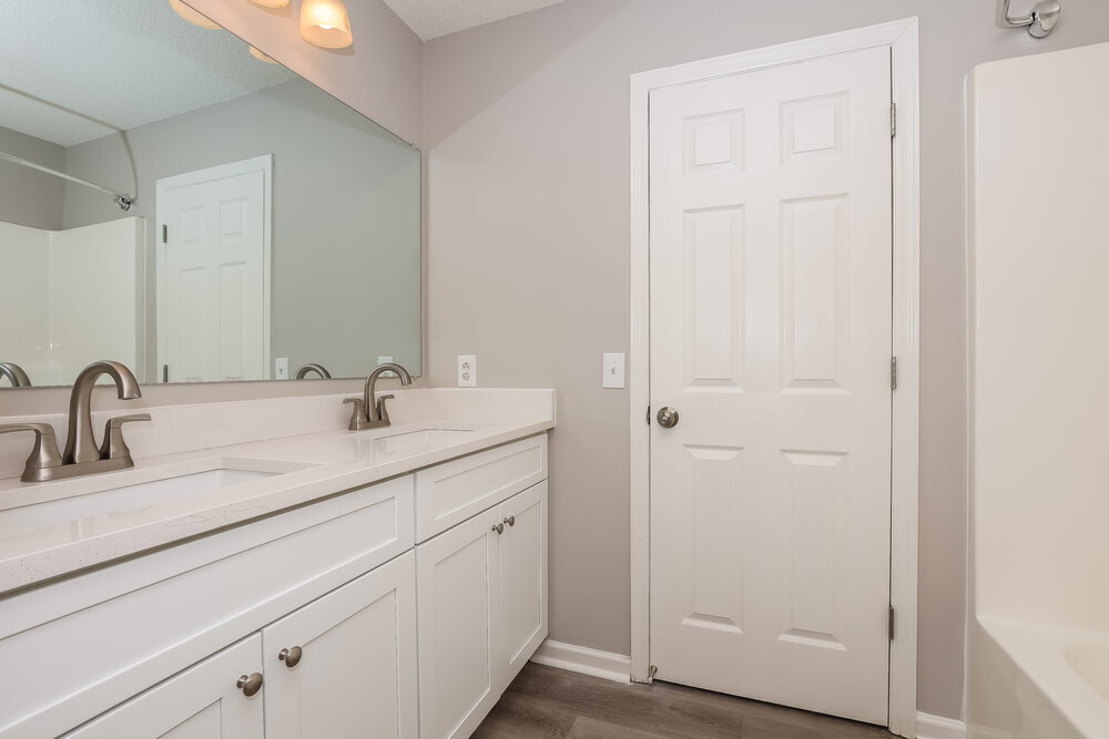 Building Photo - 2728 Painted Pony Dr