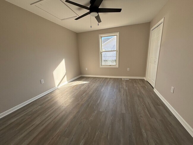 Building Photo - Beautifully Renovated 3BR / 2BA Bungalow in Gastonia