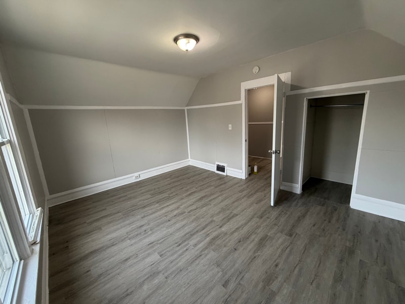 Building Photo - 600 18th St