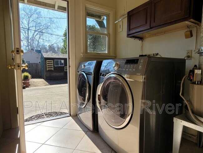 Building Photo - 2016 Vallejo Way