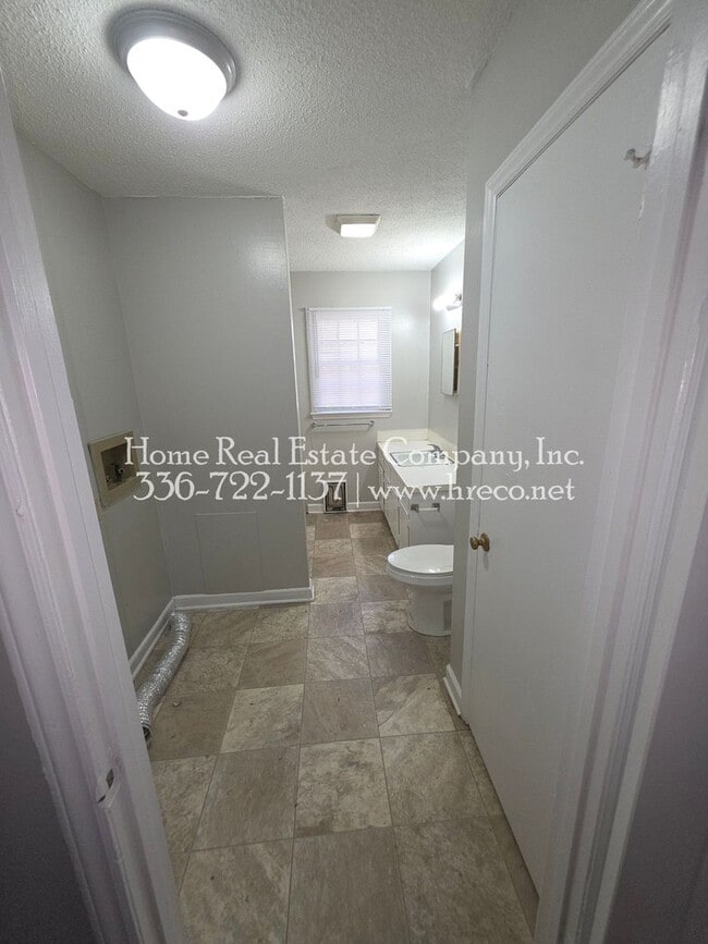 Building Photo - 144 Endsley Ave