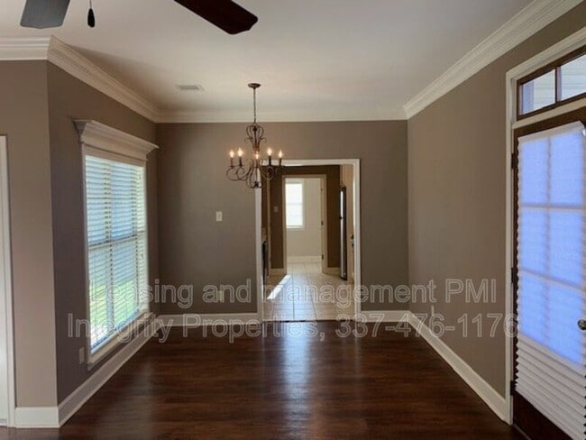Building Photo - 209 Bentgrass Dr