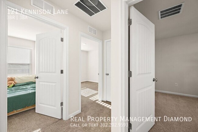 Building Photo - 121 Kennison Ln