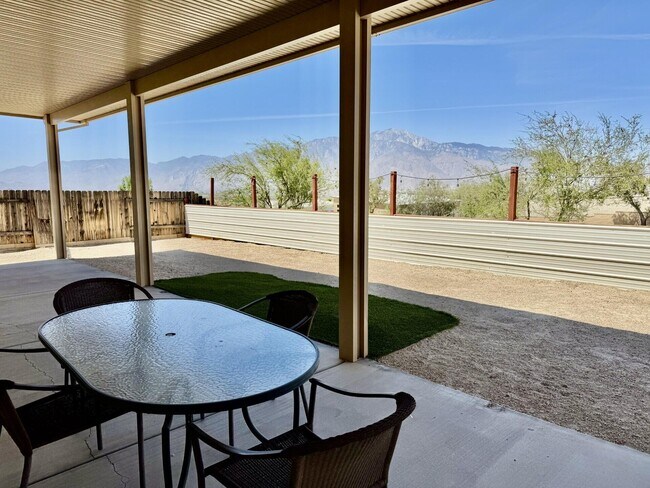 Building Photo - 13697 Mountain Top Dr