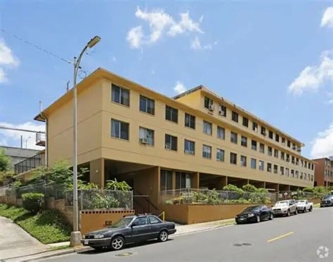 Primary Photo - MOVE IN READY! 2 Bd, 1 Ba in Hillside Villa- Salt Lake