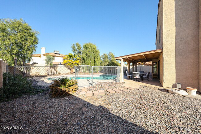 Building Photo - 5440 W Beryl Ave