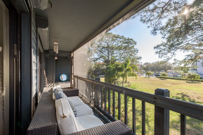 Building Photo - 14 Mariner Dr