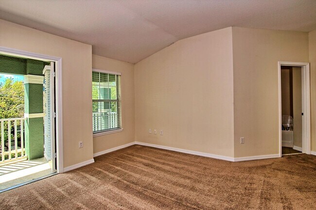 Building Photo - 10243 Lake District Ln