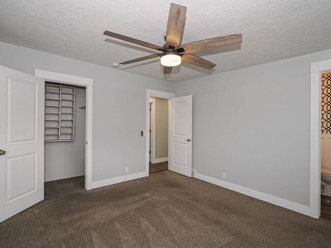 Building Photo - 5 Bedroom, 2.5 Bathrooms Home