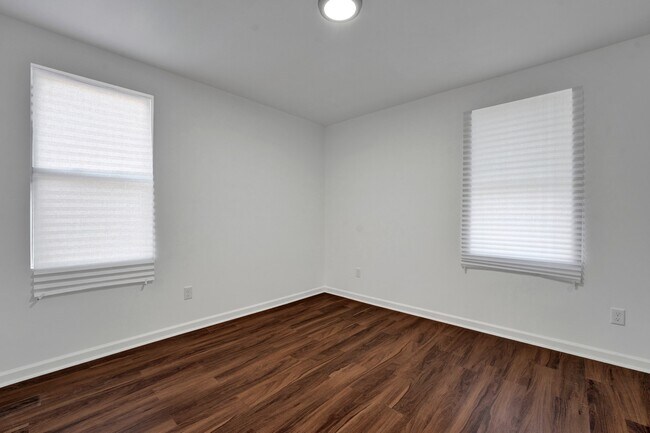 Building Photo - 1630 S Orleans St