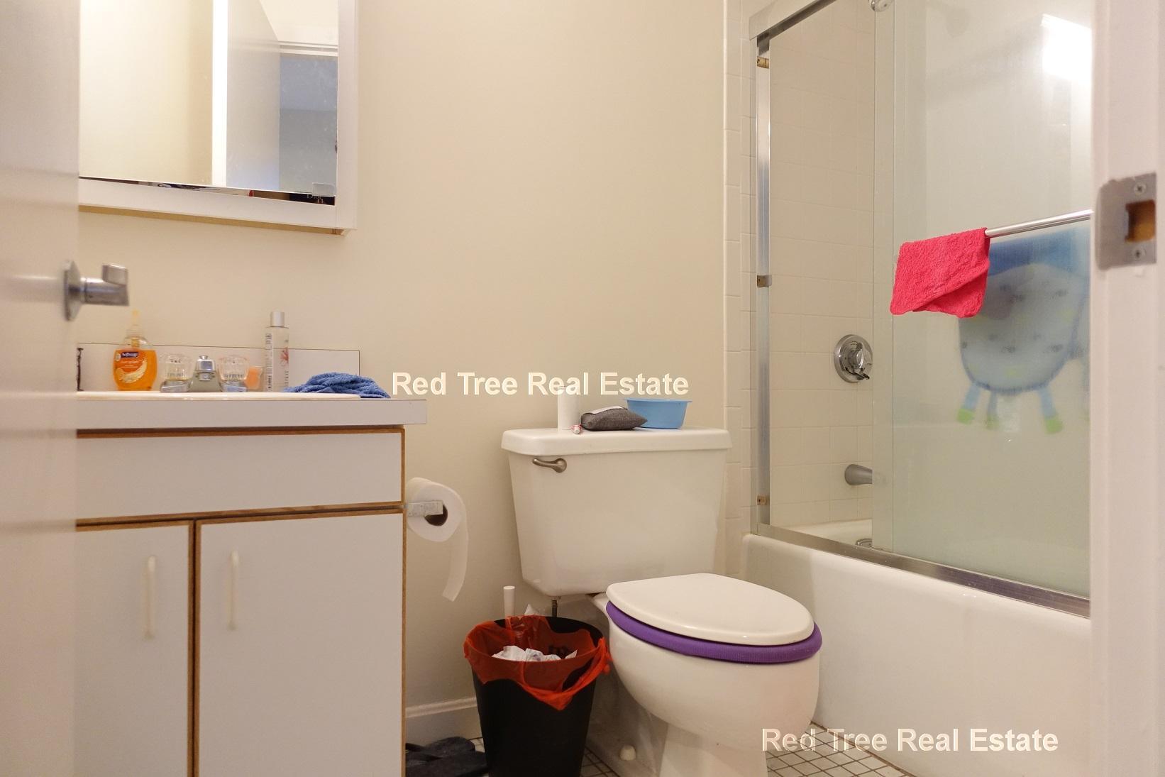 Building Photo - 40 Townly Rd