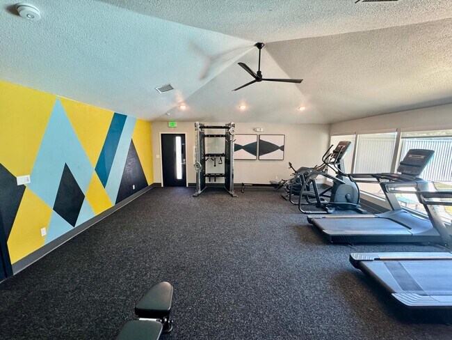 Building Photo - 450 Alameda del Prado