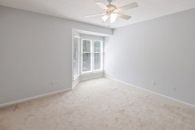 Building Photo - Condo for rent