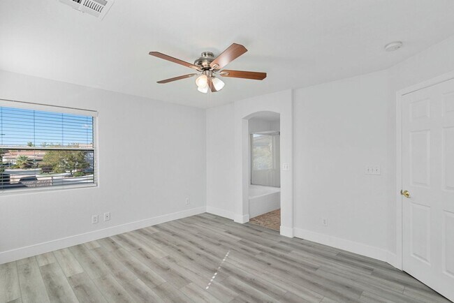 Building Photo - *NICE UPGRADED HOME IN SOUTHERN HIGHLANDS!!