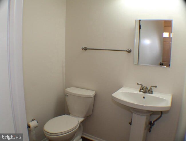 Building Photo - 7915 Tyson Oaks Cir