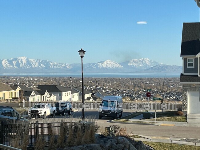 Building Photo - 940 Shadow Brk Ln