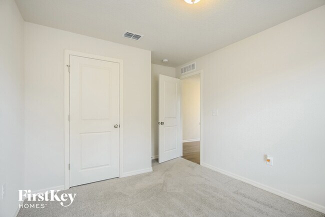 Building Photo - 11524 Exmore St
