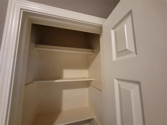 Building Photo - 1819 N Fitzhugh Ave