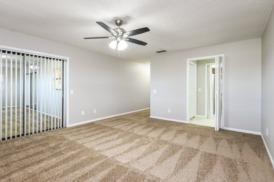 Building Photo - 104 Lake Daisy Terrace