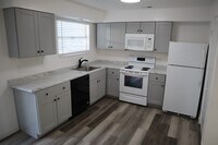 Building Photo - 5622 S 1300 E