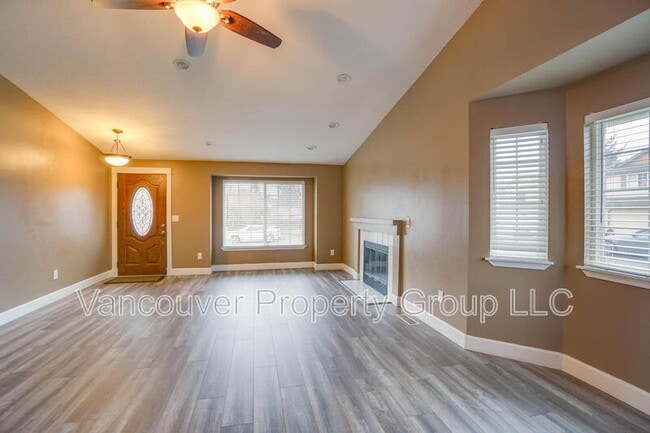 Building Photo - 5606 NE 48th Ave