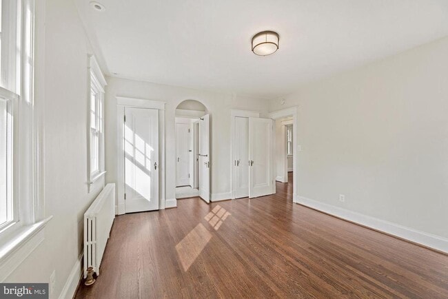 Building Photo - 5923 33rd St NW