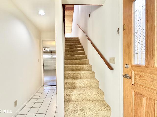 Building Photo - 272 Cahuenga Dr