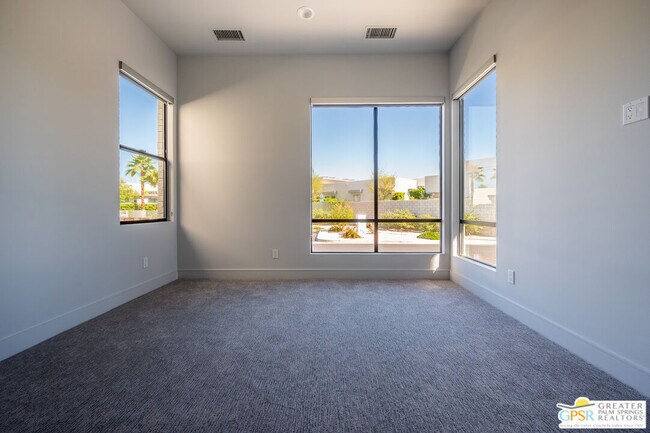 Building Photo - 2759 Mystic Mountain View