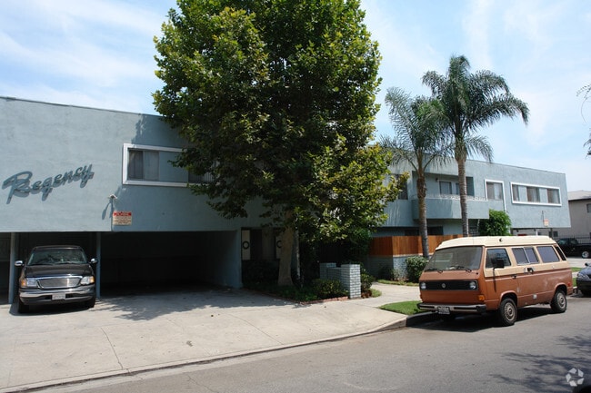 Building Photo - Regency Park Apartments