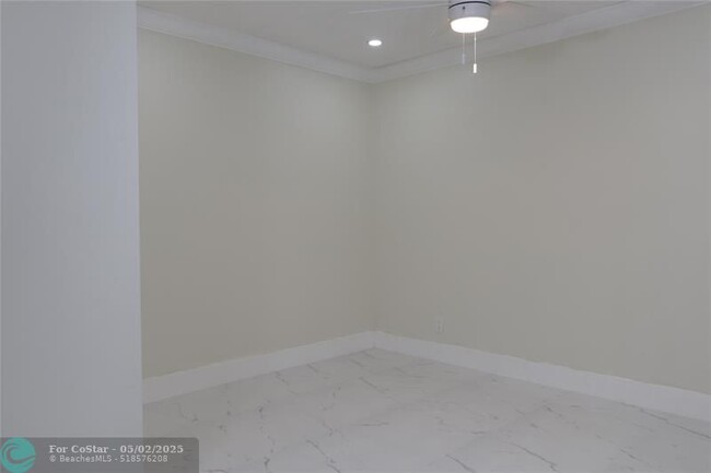 Building Photo - 3336 Quail Close