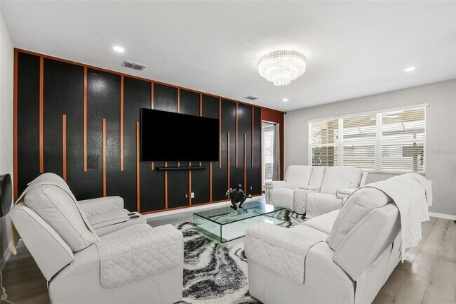 Building Photo - 3010 Adams Cross Dr