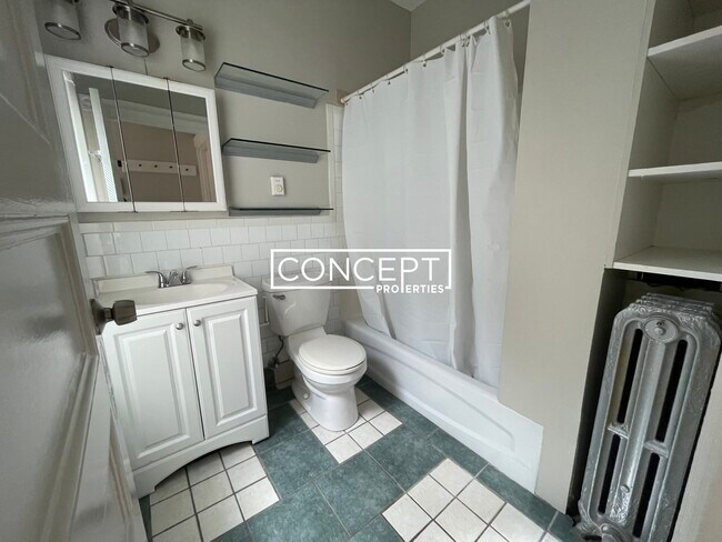 Building Photo - 900 Mass Ave. Unit 8CP