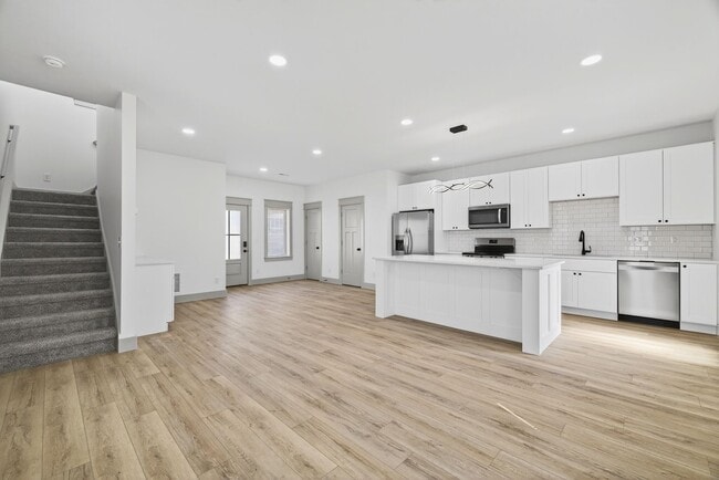 Building Photo - *August 2026* - Brand New 5 Bed, 5.5 Bath Townhome!